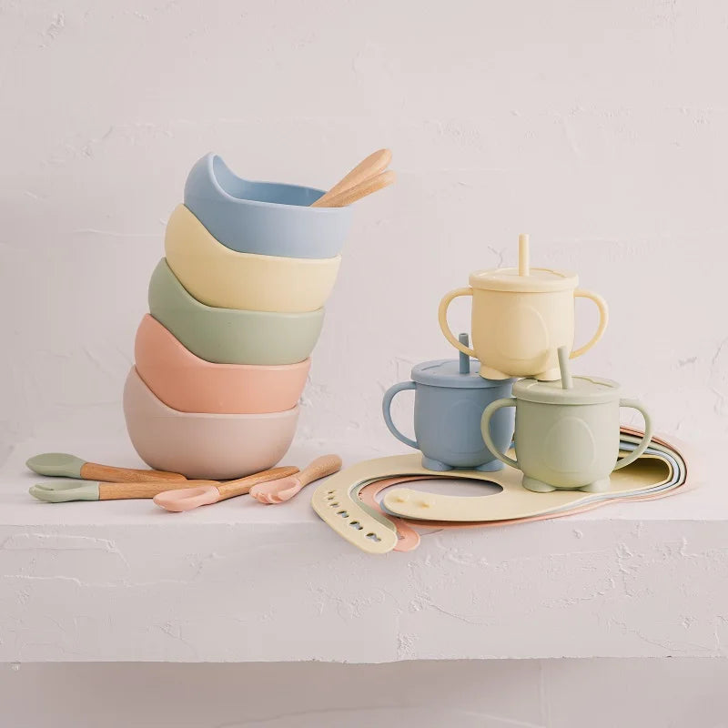 5Pcs Baby Feeding Bowl Sets Kids Silicone Non-Slip Tableware Dinner Plate with Bibs Cup Spoon Fork Dinnerware for Children